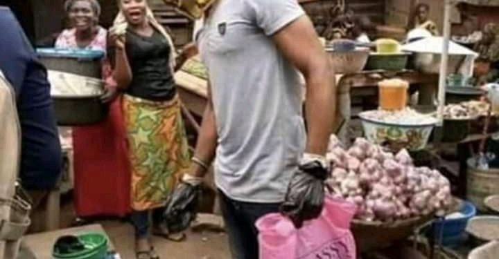 Le Coronavirus tel que vu sur la toile .