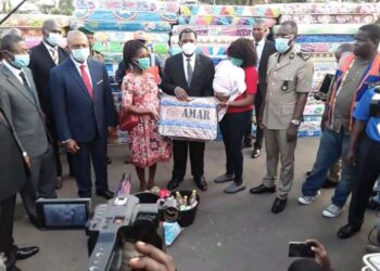 Official distribution of gifts to IDPs in Yaounde by the Minister of Territorial Administration, Paul Atanga Nji