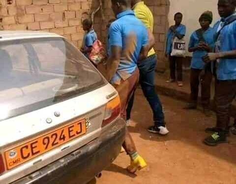 The student who assaulted his Principal and D.M. being taken out of the school campus