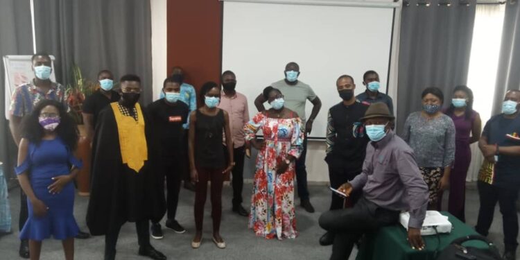 Participants, facilitators and orgs at the end of the mentorship program in Douala