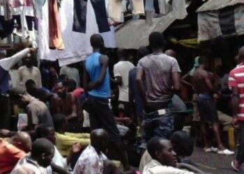 Overcrowded prison in Cameroon (Photo Credit: CL2P)
