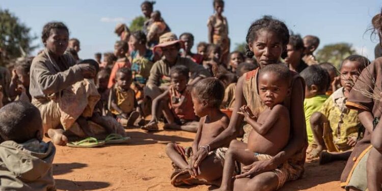 Children under five are among the most affected by malnutrition in southern Madagascar.(WFP/Tsiory Andriantsoarana)