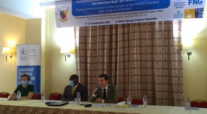 Officials at the formal communication ceremony of results of the FNG analysis