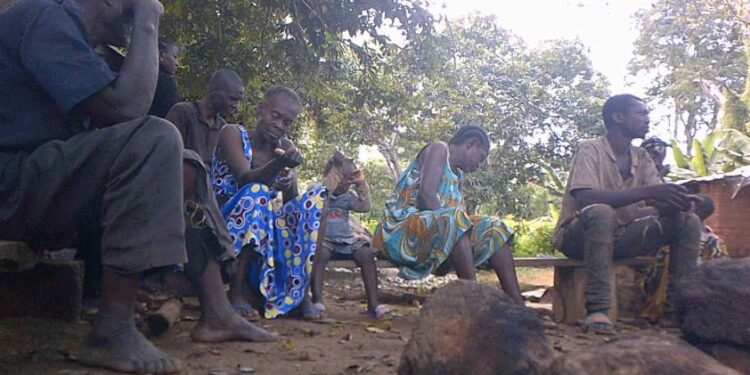 Indigenes of Biwoung in a crisis meeting