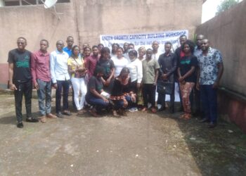 Officials of Game Changers in group photo with participants of the green growth capacity building workshop in Yaoundé
