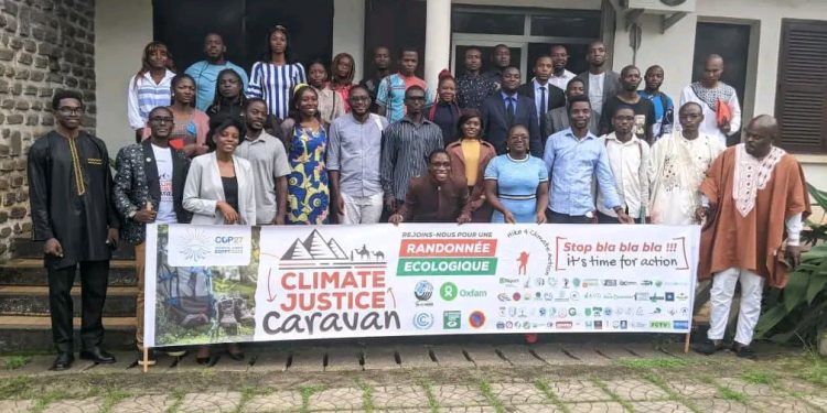 Civil society organizations and media practitioners at the end of the national workshop in Yaounde