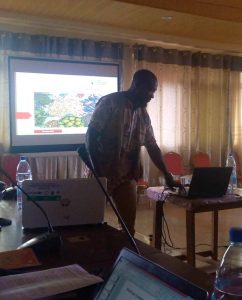 Ekane Nkwelle, Project Manager at GDA presenting during the workshop