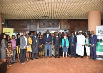 Media leaders in picture with officials at the opening ceremony of the forum