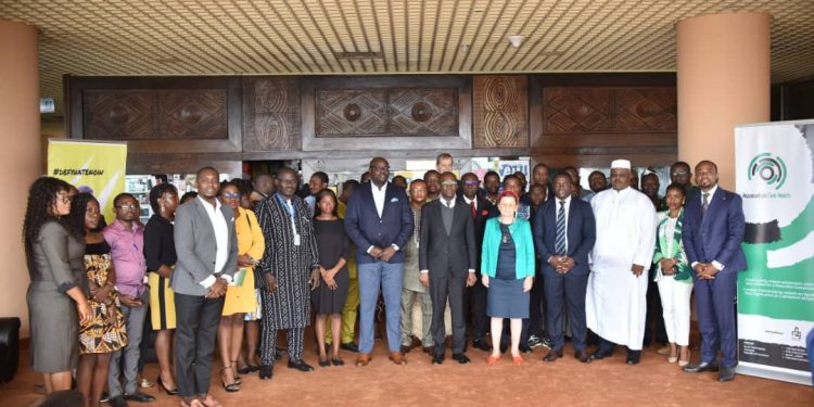 Media leaders in picture with officials at the opening ceremony of the forum