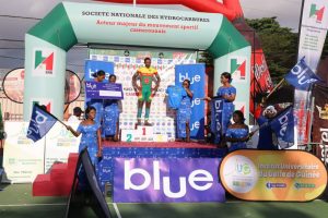 Handing over of the Blue jersey of Camtel to the best Cameroonian cyclist 
