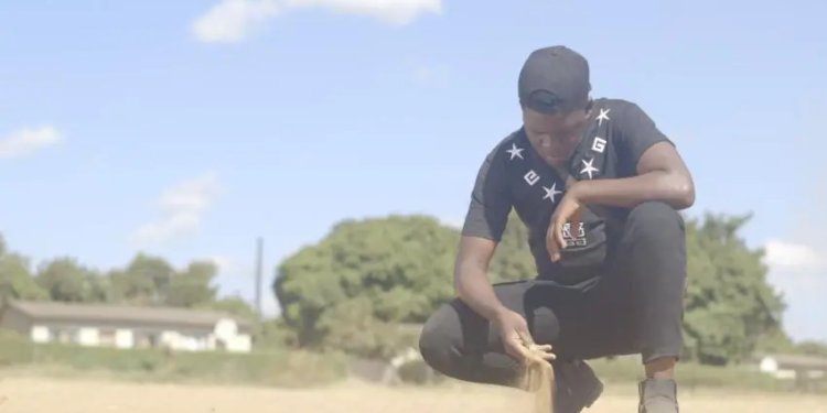 Zambie : Nettoyer les déchets toxiques sur le site d’une mine de plomb