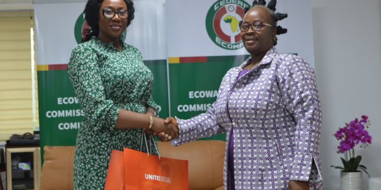 La Vice-Présidente de la Commission de la CEDEAO, S.E. Madame Damtien L. Tchintchibid-ja reçoit une délégation de la Représentation de ONU Femmes au Nigeria.