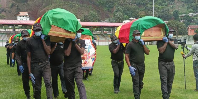 Display of the bodies at the public funeral ceremony