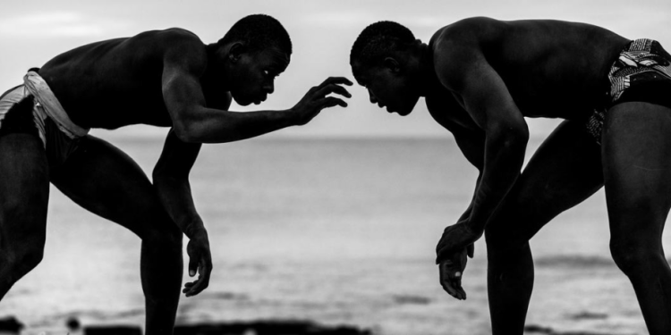 Au Sénégal, des jeunes autochtones luttent pour leur avenir