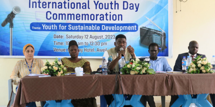 Northern Bahr El Ghazal youth on radio miraya: new constitution can end early, forced marriages