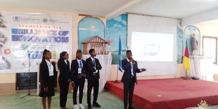 YIBS students presenting their startups at the open door day