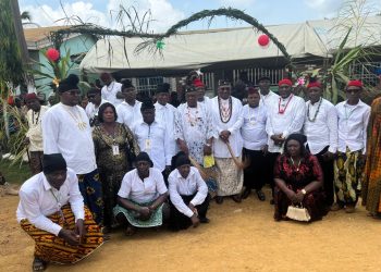 Nfon Mukete IV Ekoko in picture with his people