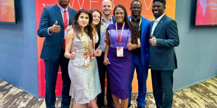 Démontre l’Engagement envers la Croissance Technologique et l’Autonomisation de l’Entrepreneuriat en Afrique au Forum CEO Africa 2024