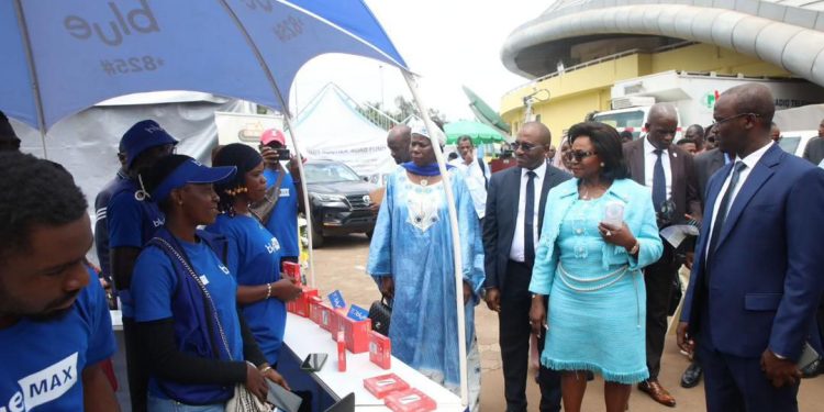 Camtel's GM visiting the company's stand at SAGO 2024