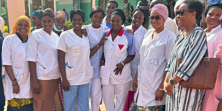 Entre pauvreté et fragilité : des centres de santé abordables et accessibles au Mali