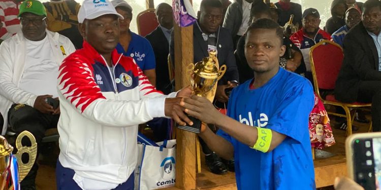 Donga Mantung SDO Applauds CAMTEL GM for Promoting Peace and Unity