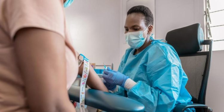 L’OIM élargit l’appel de fonds pour la variole simienne (mpox) afin d’atteindre les migrants et les personnes déplacées dans toute l’Afrique