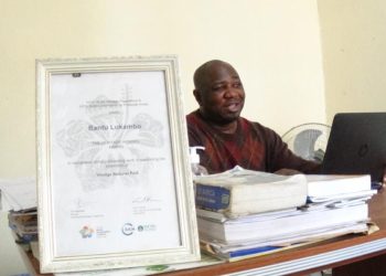 Le défenseur congolais de l’environnement Bantu Lukambo reçoit un prix international pour son combat en faveur de la protection de la faune sauvage
