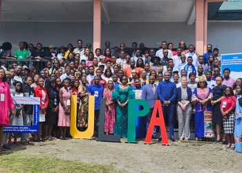 Group photo at the end of the event (Credit: LOYOC)