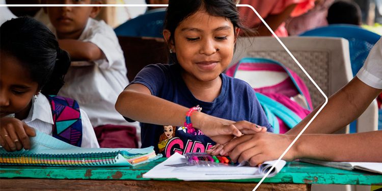 Le sida est à la croisée des chemins : En cette journée des droits de l’homme, suivons le chemin des droits pour mettre fin au sida