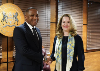 IOM Chief Commits to Strengthen Migration Management and Climate Action in Inaugural Botswana Visit