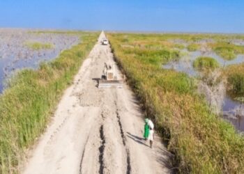 UNMISS engineers renovate Bentiu–Leer road to improve humanitarian access to vulnerable communities