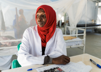 La Fondation Mastercard et le HCR lancent un partenariat historique pour transformer l’éducation et les moyens de subsistance de plus de 500 000 jeunes réfugiés et déplacés en Afrique