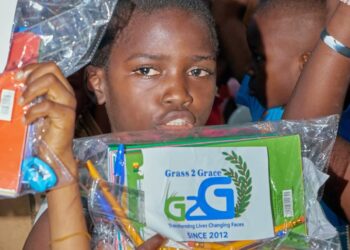 Cameroon: Grass 2 Grace brings back-to-school joy for 500+ IDPs and orphans in Bonaberi